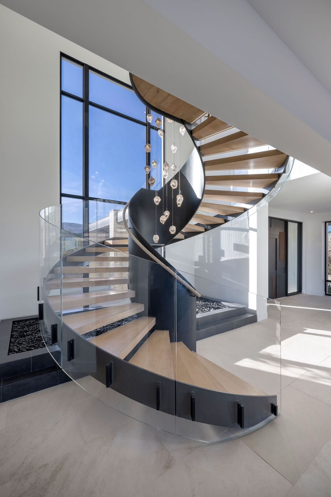 WhatsApp Image 2025-08-29 at 18.08.10